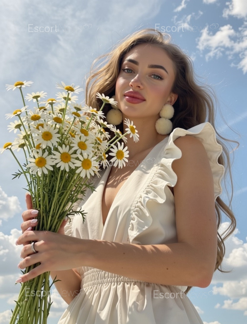Alina Queen