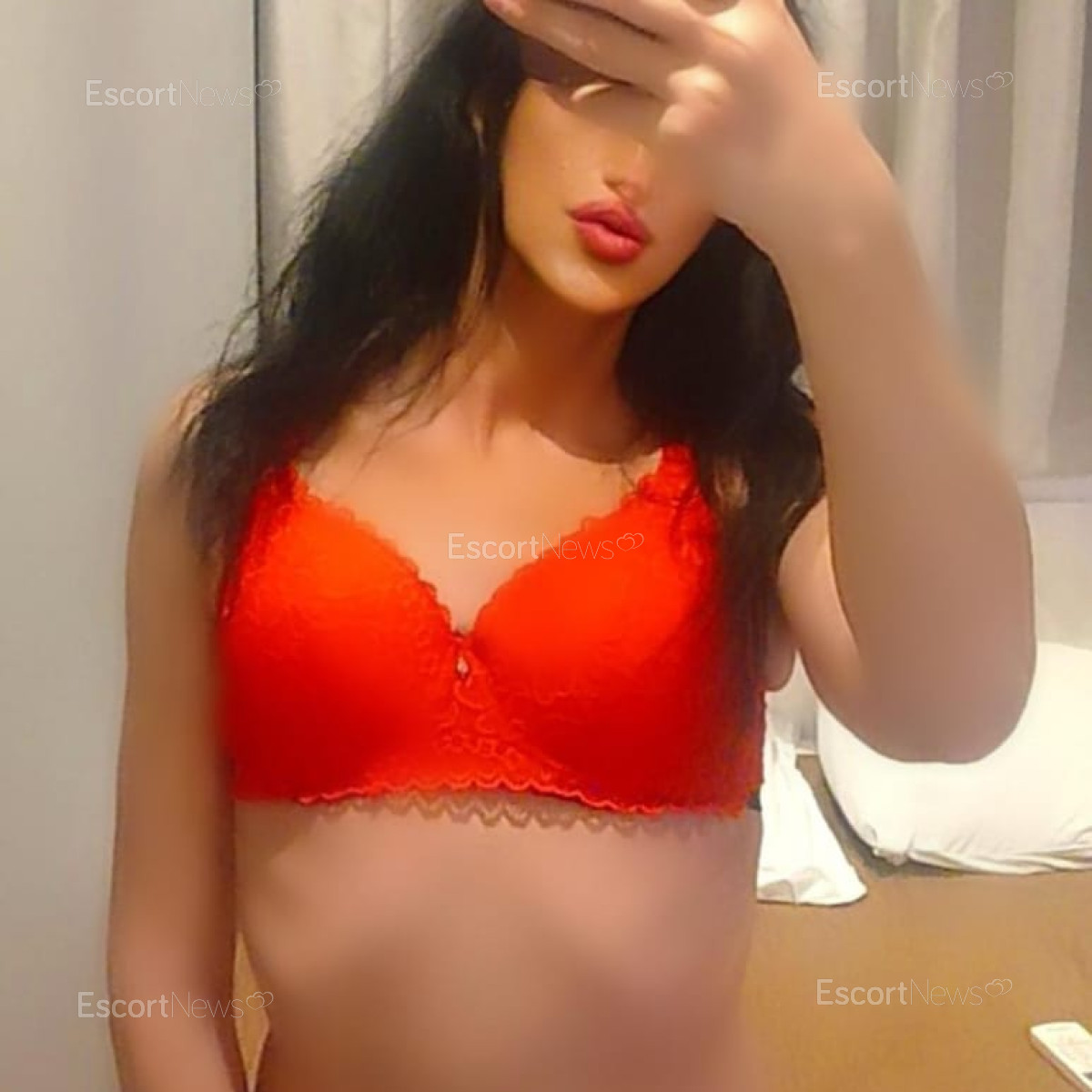 MIRACLE NAUMI 