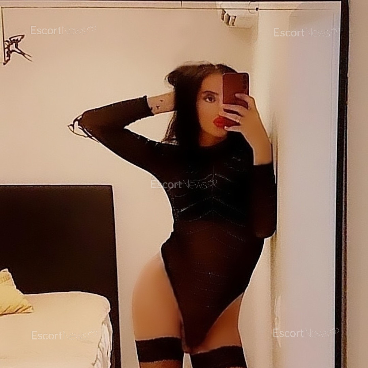 MIRACLE NAUMI 