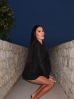 I’m not just a Queen. I’m YOUR Queen.