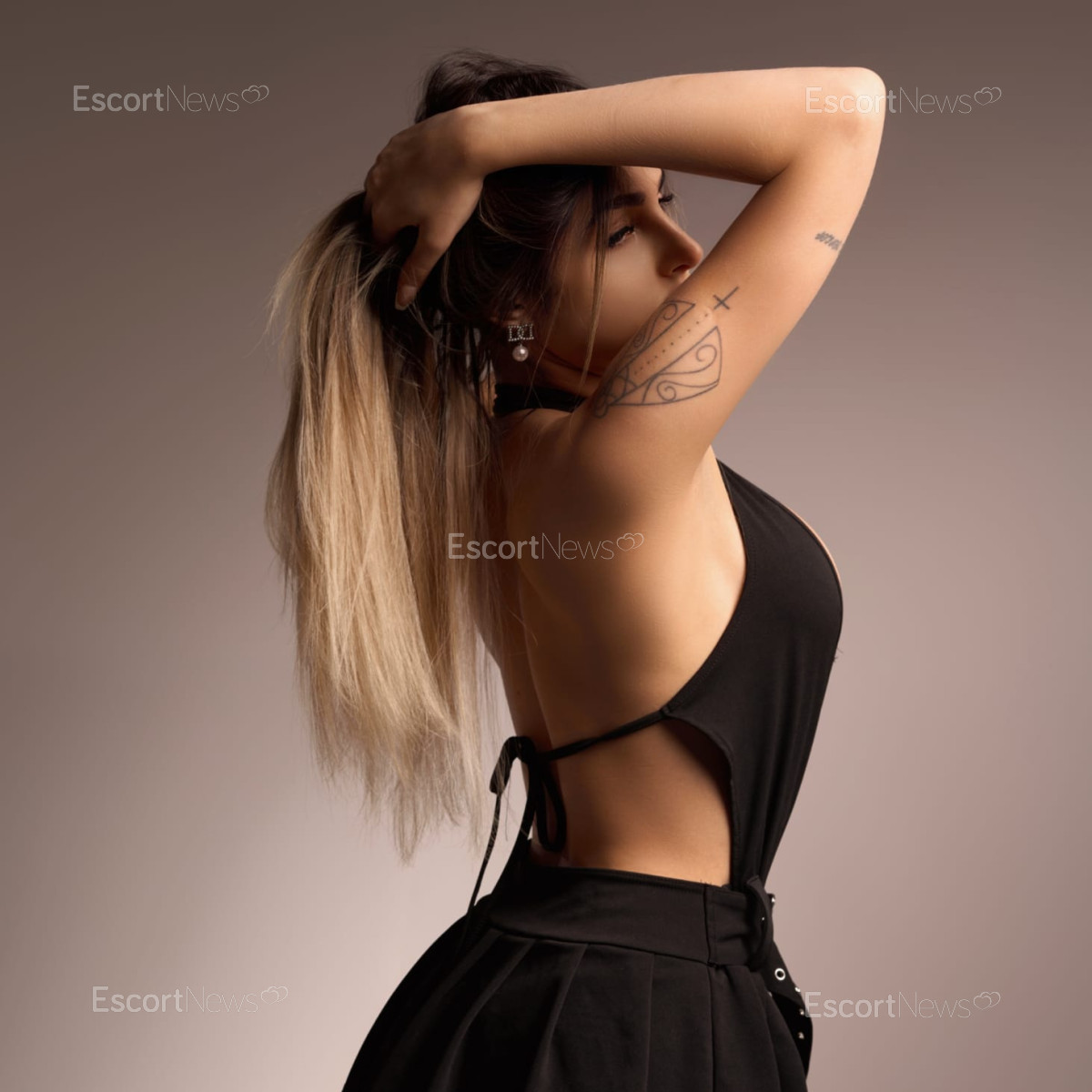 ALINE VIP