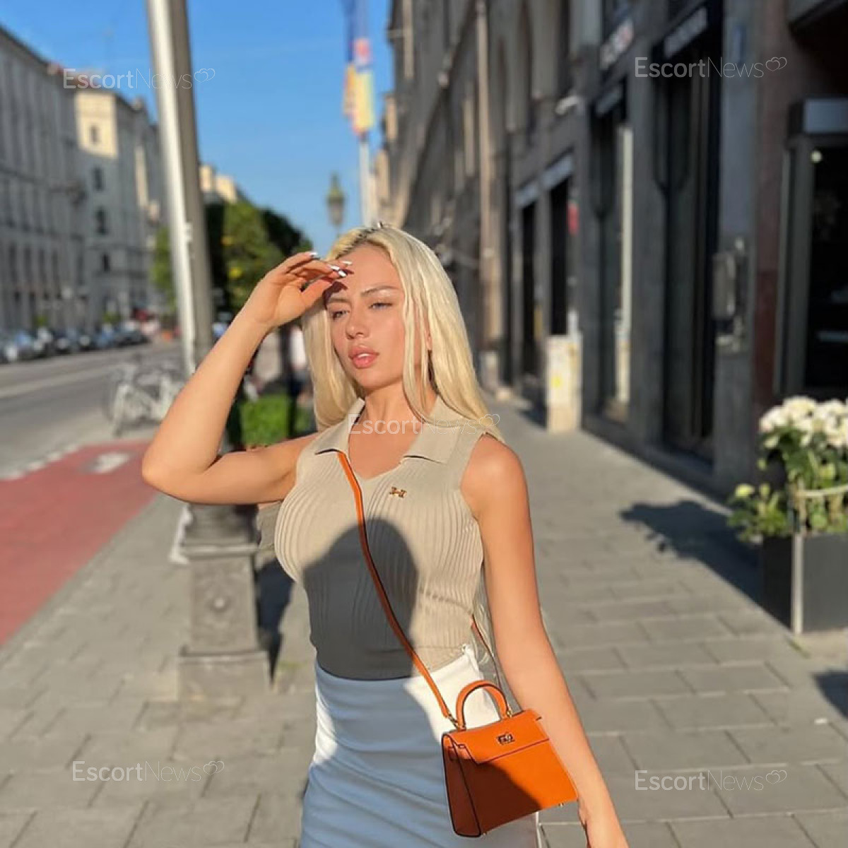 MIA YA